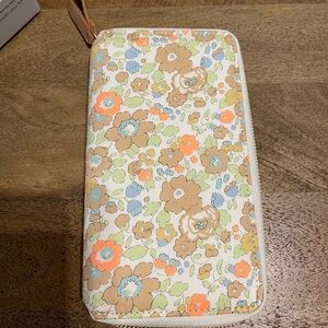 Hobonichi weeks wallet